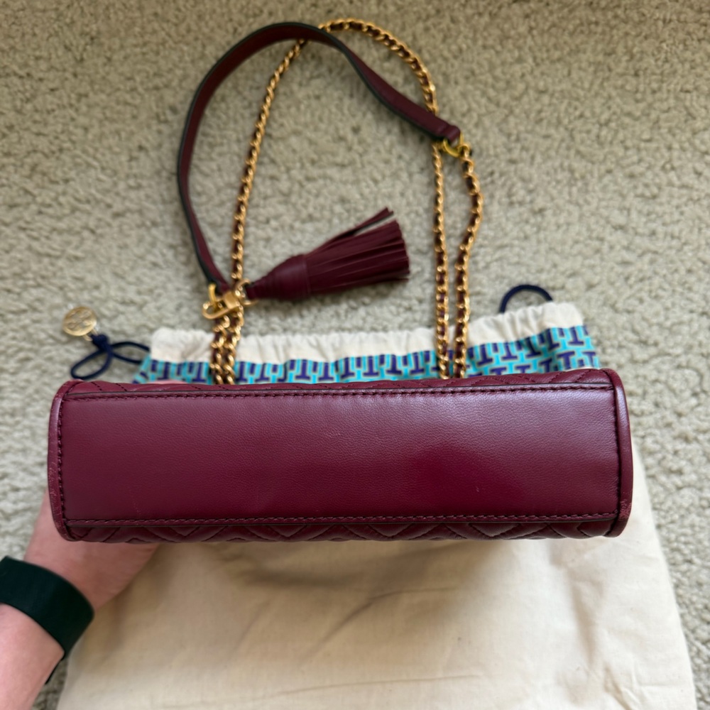 Tory Burch Small Fleming Shoulder Bag /Purse - Picture 3 of 13
